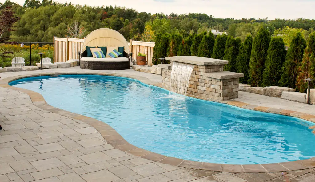 Leisure Pool's Riviera fiberglass pool design