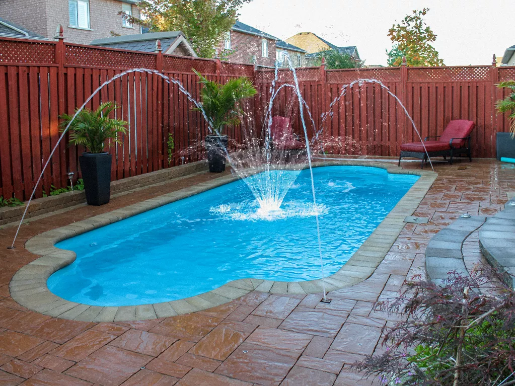 Integrating Water Features into Fiberglass Pools