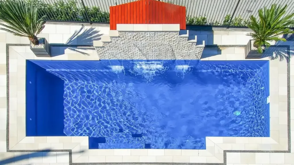 Benefits of Saltwater Pools vs. Chlorine Pools