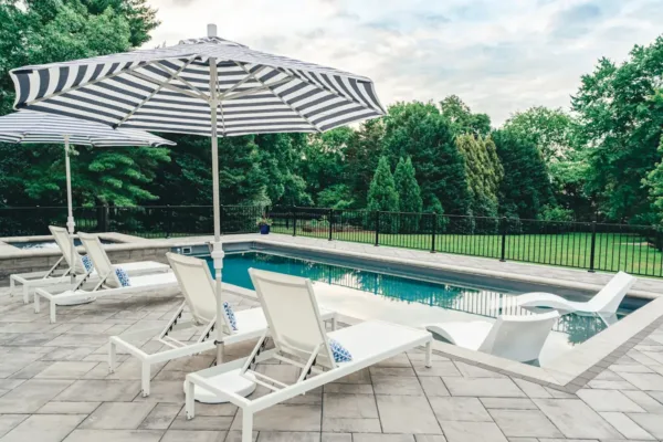 Pinnacle-35-separate-elevated-spa-loys-pools